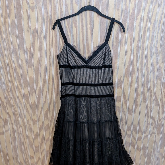 Vintage BGBG Maxazria Tulle and Black Velvet Midi Cocktail Dress Size 4 - Picture 3 of 9